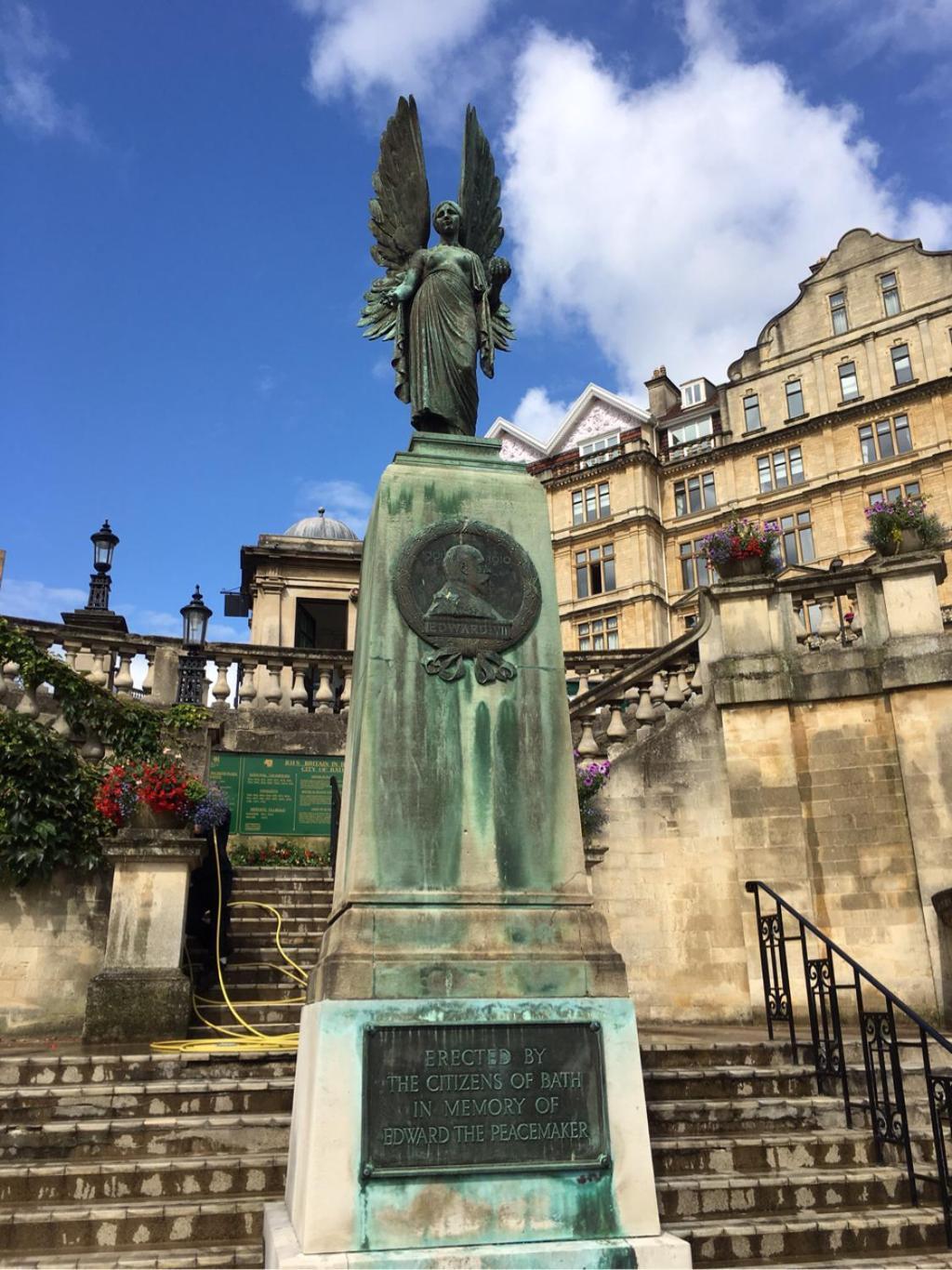 Beautiful Townhouse Next To Royal Victoria Park And Botanical Gardens Within Easy Walking Distance To Bath City Centre Eksteriør billede